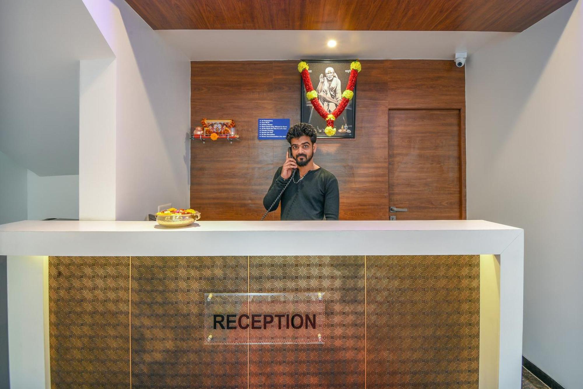 Oyo Flagship Hotel Shreeyash Executive Mangvadi Extérieur photo